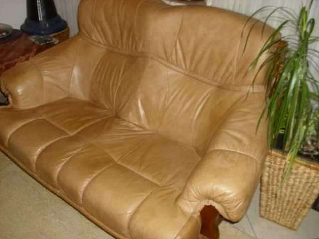 Ledersofa mit Eichengestell und Polster in beige 3-teilig sehr gepflegt
